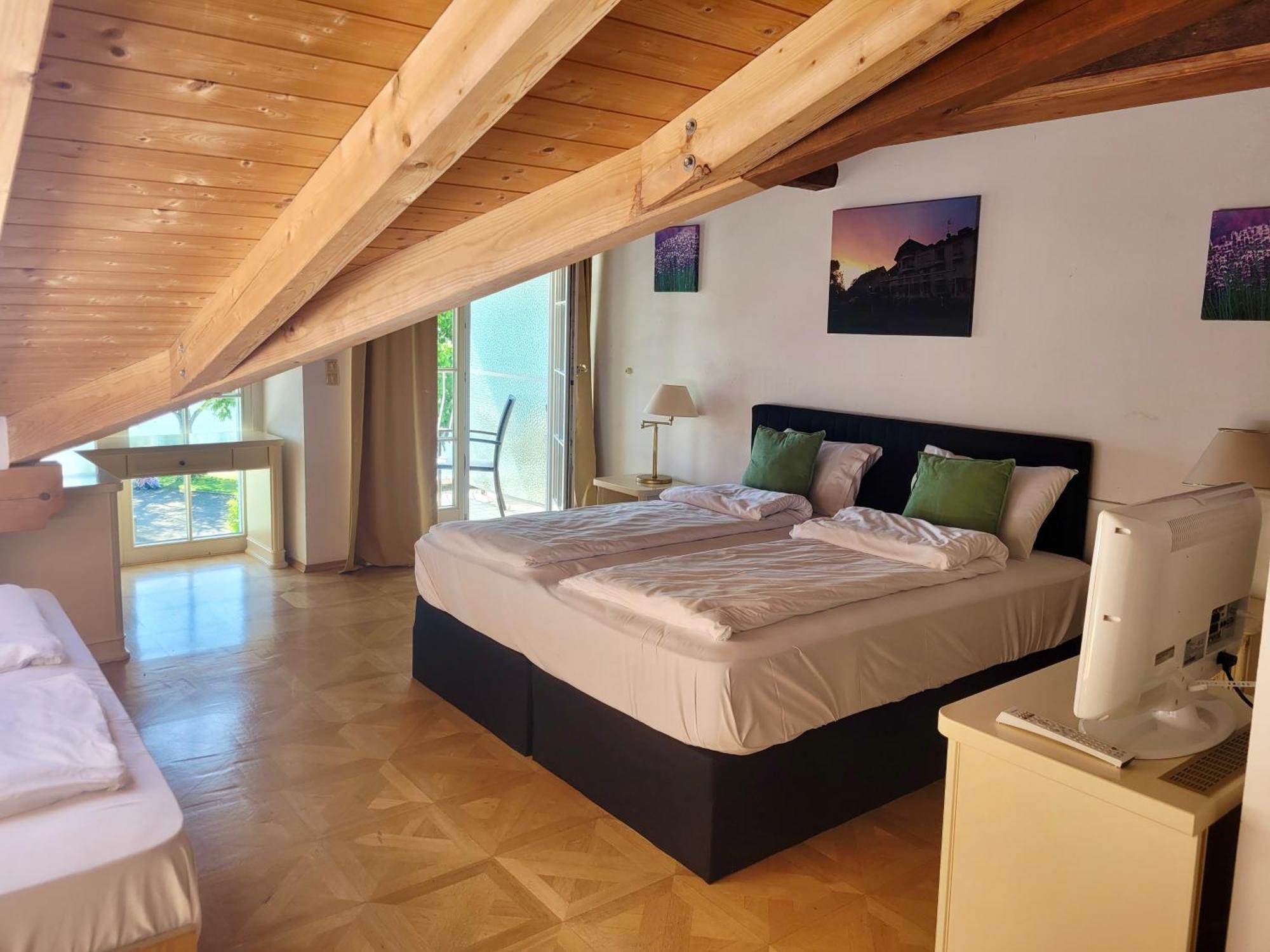 See-Hotel Seeschau - Direkt Am Bodenseeufer Reichenau Exteriör bild